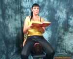 Jill Diamond and her face-chair 6